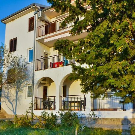 Apartments With A Parking Space Senj - 11520 외부 사진