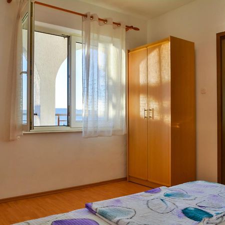Apartments With A Parking Space Senj - 11520 외부 사진